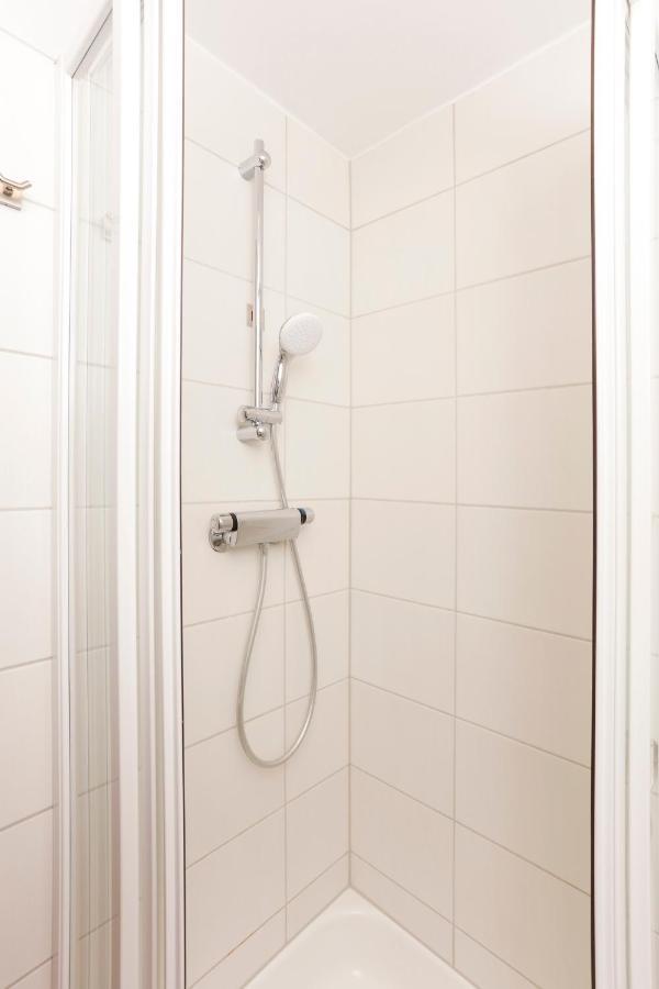 Die Schlafbude Wesseling Bagian luar foto